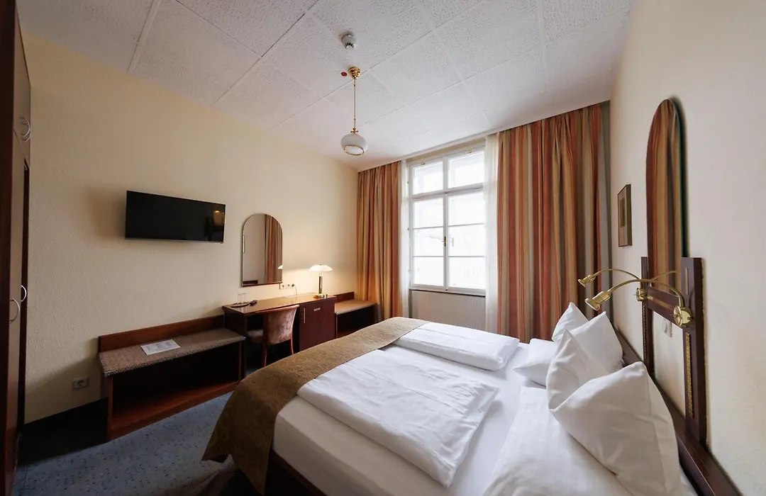 Continental Hotel-Pension-1